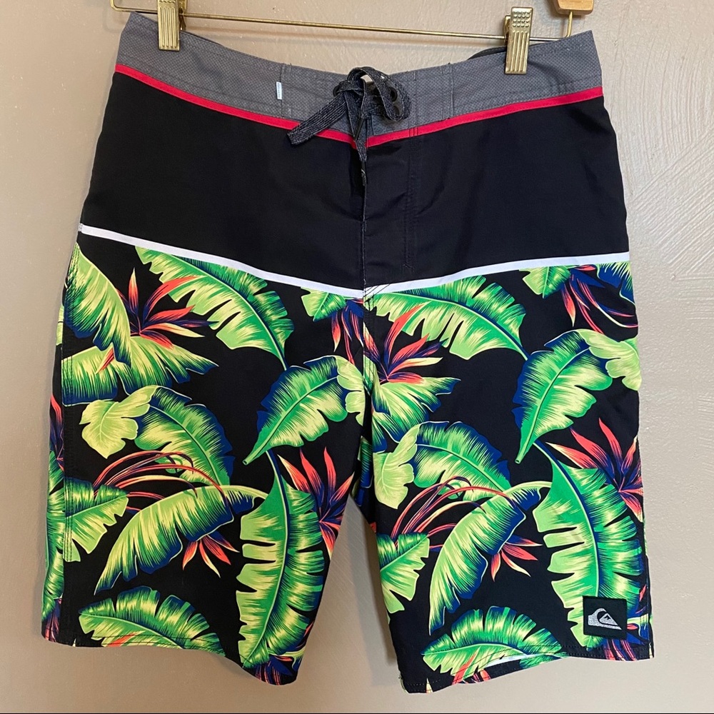 Quiksilver board shorts